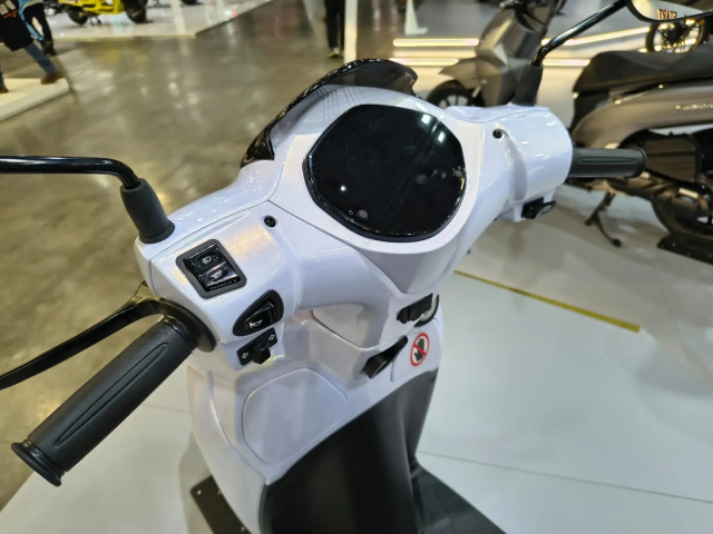 'Kẻ thay thế' Honda Vision ra mắt: phanh ABS, động cơ siêu tiết kiệm nhiên liệu, giá tại Việt Nam chỉ từ 32 triệu đồng- Ảnh 3.