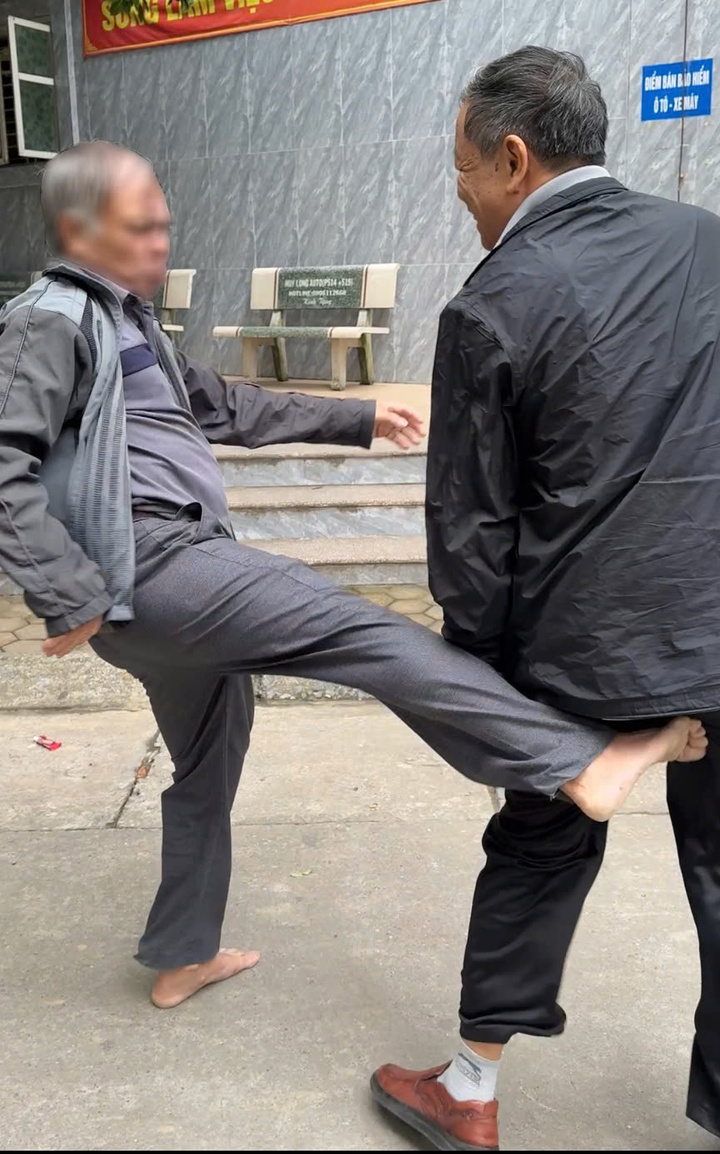 Người đàn ông dọa "giết cả nhà" hàng xóm, cư dân tòa nhà hoang mang- Ảnh 2.