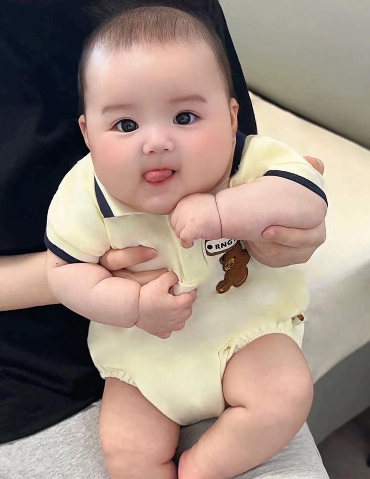 Những kiểu họ hàng mà bố mẹ không nên cho con tiếp xúc nhiều- Ảnh 1. Những kiểu họ hàng mà bố mẹ không nên cho con tiếp xúc nhiều- Ảnh 1.