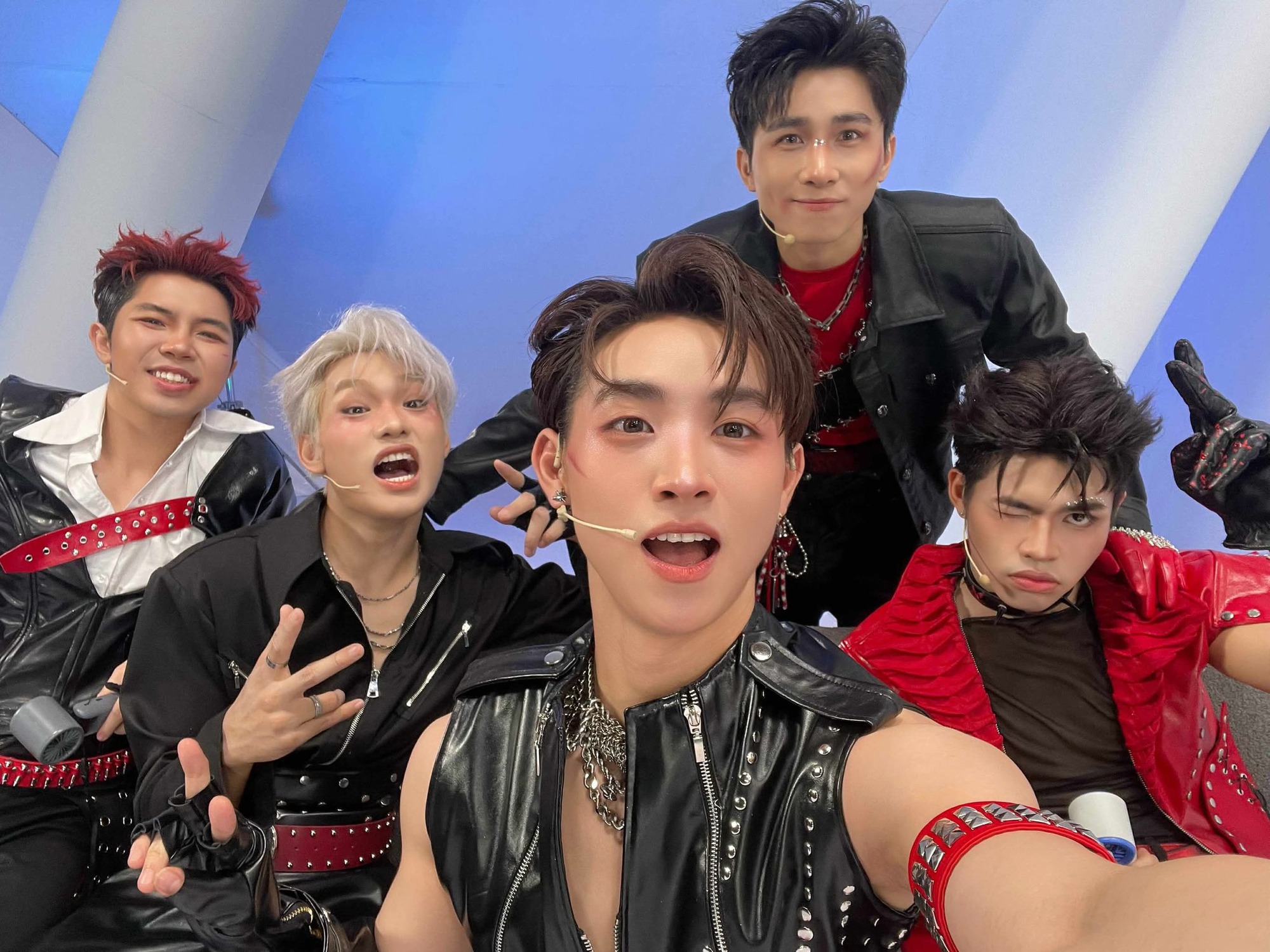 Lại thêm 1 Anh Trai bị 