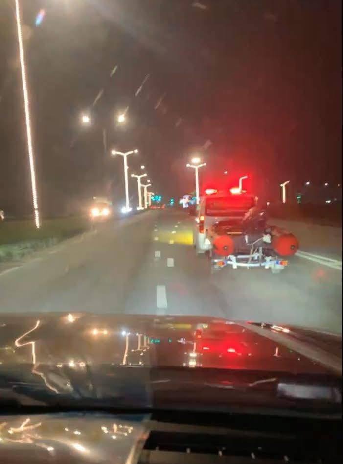 Chú rể mất tích bí ẩn đúng ngày đón dâu: Xuyên đêm tìm kiếm, các đội cứu hộ mang cano đến hỗ trợ- Ảnh 3.