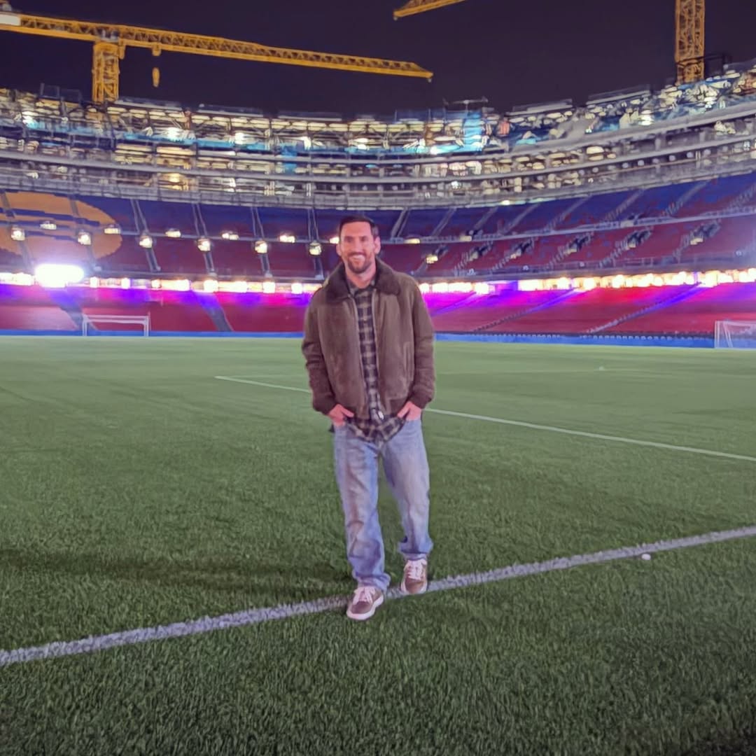 Messi trở về Barcelona- Ảnh 2. Messi trở về Barcelona- Ảnh 2.