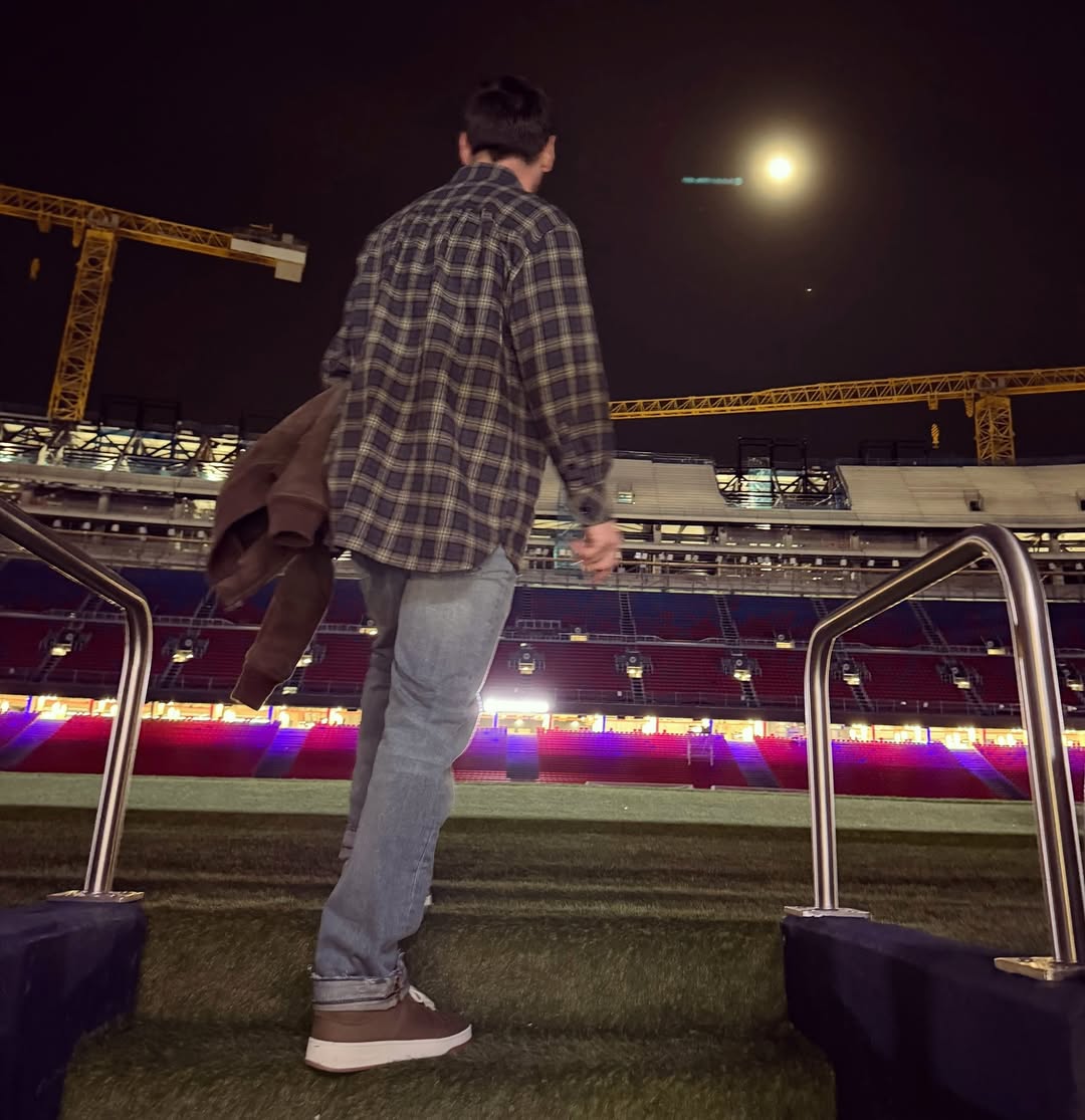 Messi trở về Barcelona- Ảnh 3. Messi trở về Barcelona- Ảnh 3.