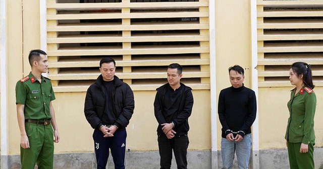 Bắt 3 thanh niên 9x ở Lạng Sơn: Đứng sau hàng loạt ứng dụng vay nhanh, thu lãi hơn 2000%/năm- Ảnh 1.