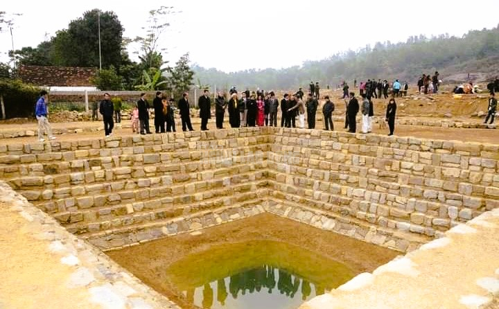 Khai quật đàn tế cổ hơn 600 năm của triều đại ngắn nhất Việt Nam- Ảnh 2.