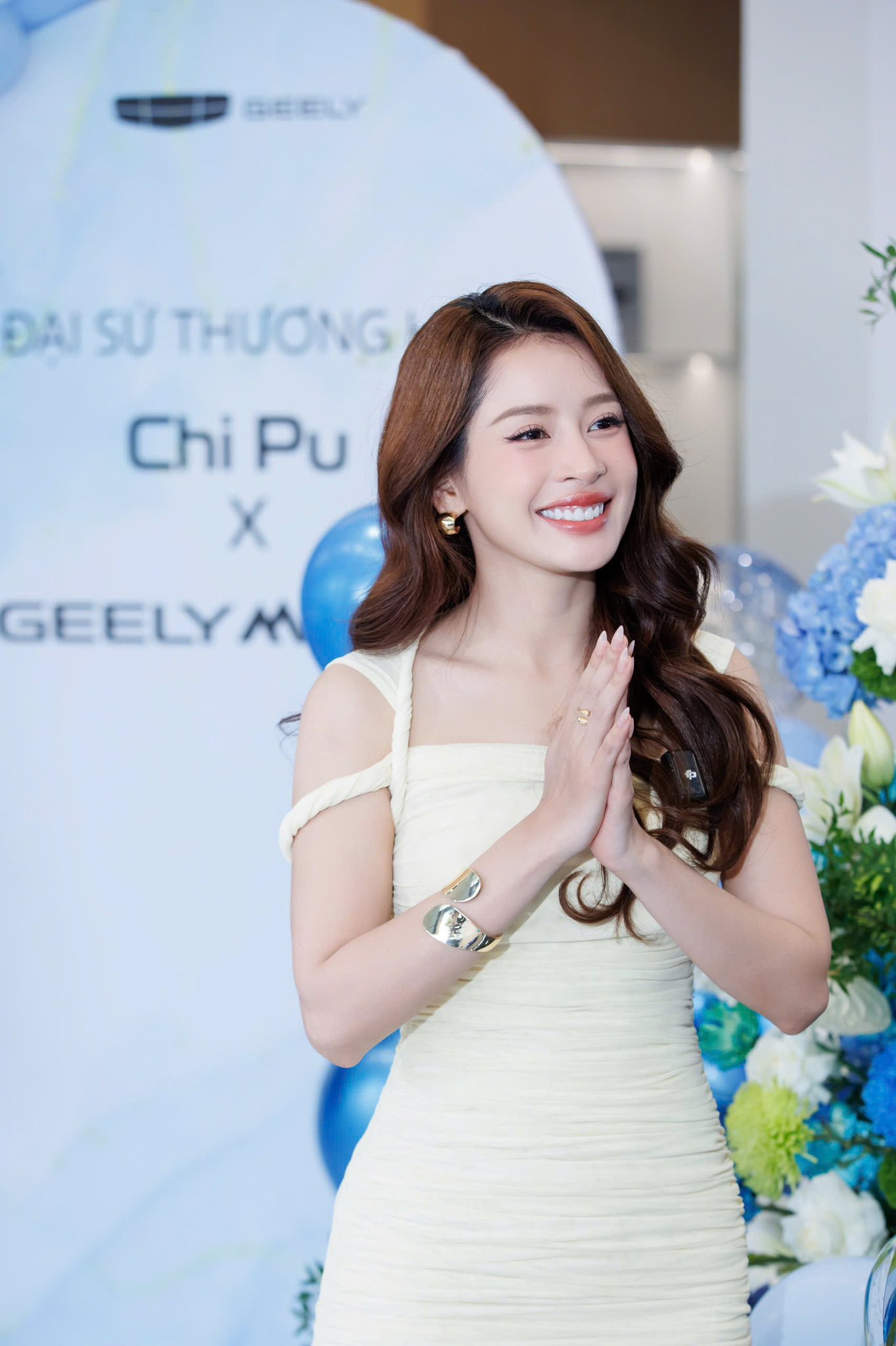 Chi Pu thẩm mỹ răng gây tranh cãi mạng xã hội, bạn chọn nụ cười duyên nguyên bản hay thần thái sang chảnh hiện tại?- Ảnh 8.