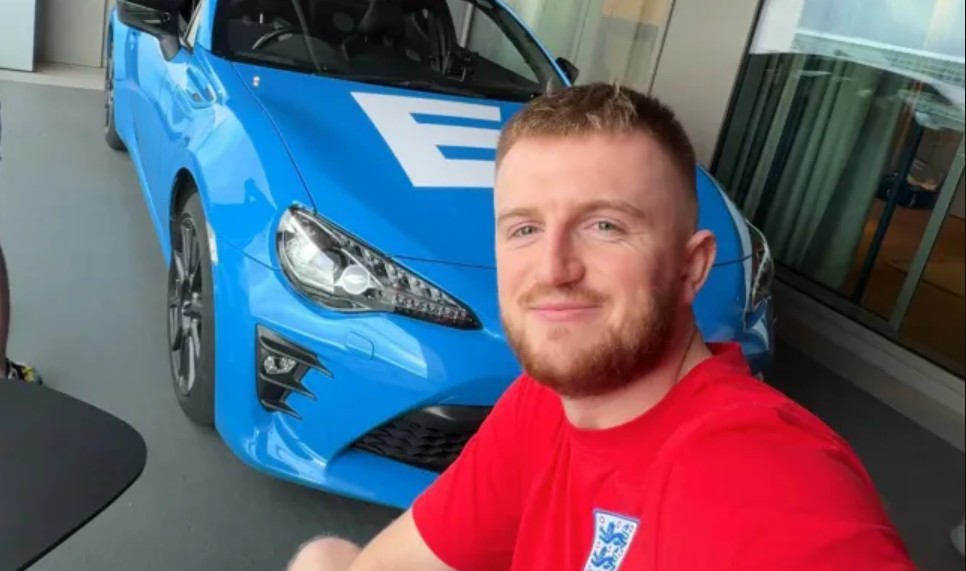 25 tuổi nợ hơn 600 triệu đồng vì... cố gây ấn tượng với bạn gái: “Tôi muốn chứng minh có thể lo được cho người yêu”- Ảnh 1.