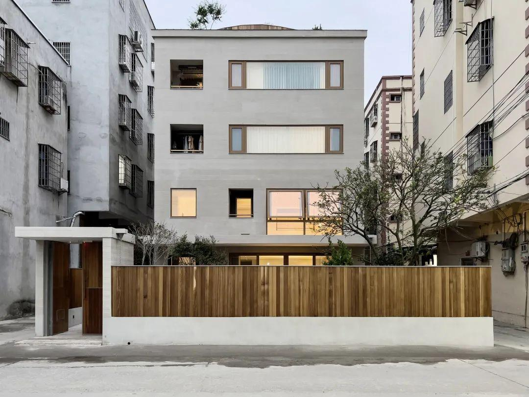 Cặp vợ chồng xây biệt thự cho cả đại gia đình 9 người sinh sống, sau 18 tháng phải bật thốt: “Mọi người đổi ý hết rồi”- Ảnh 3.