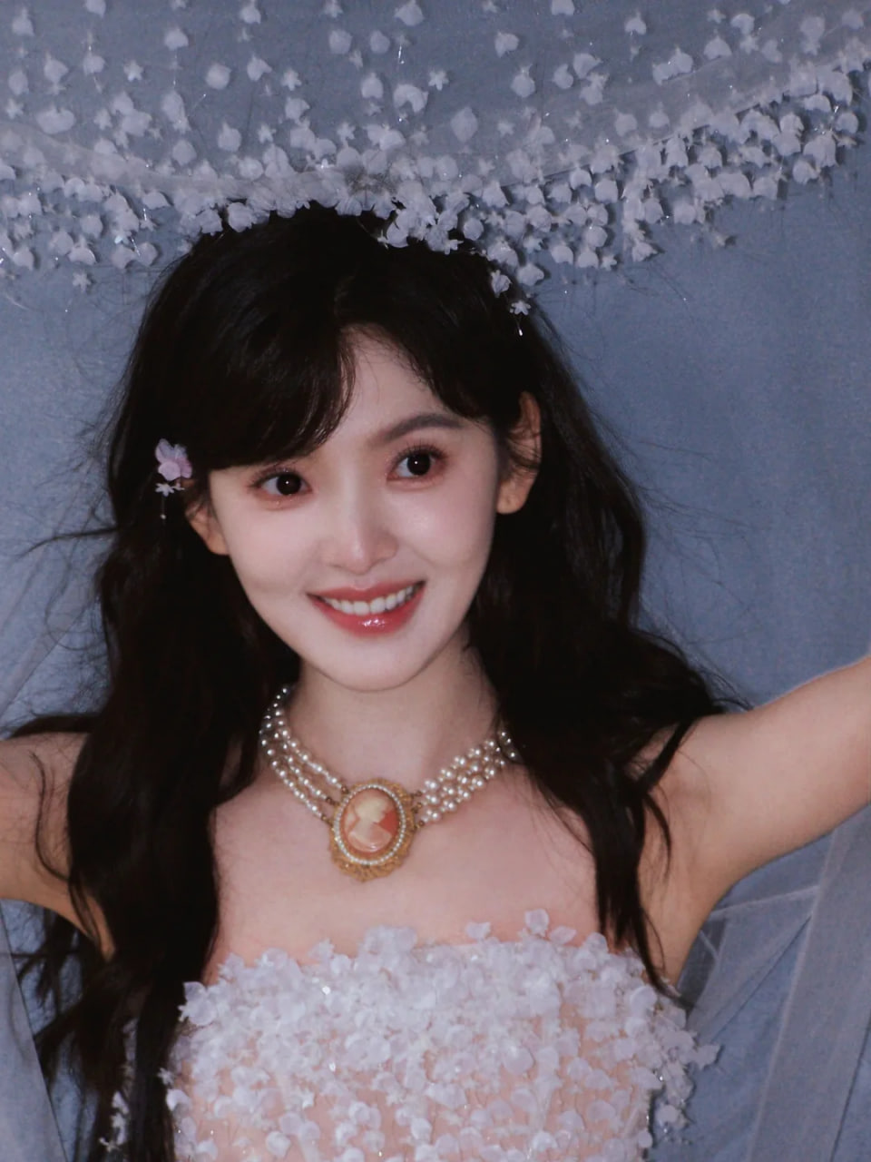 Chương Nhược Nam đẹp tràn màn hình nhờ diện đồ của brand Việt- Ảnh 8.