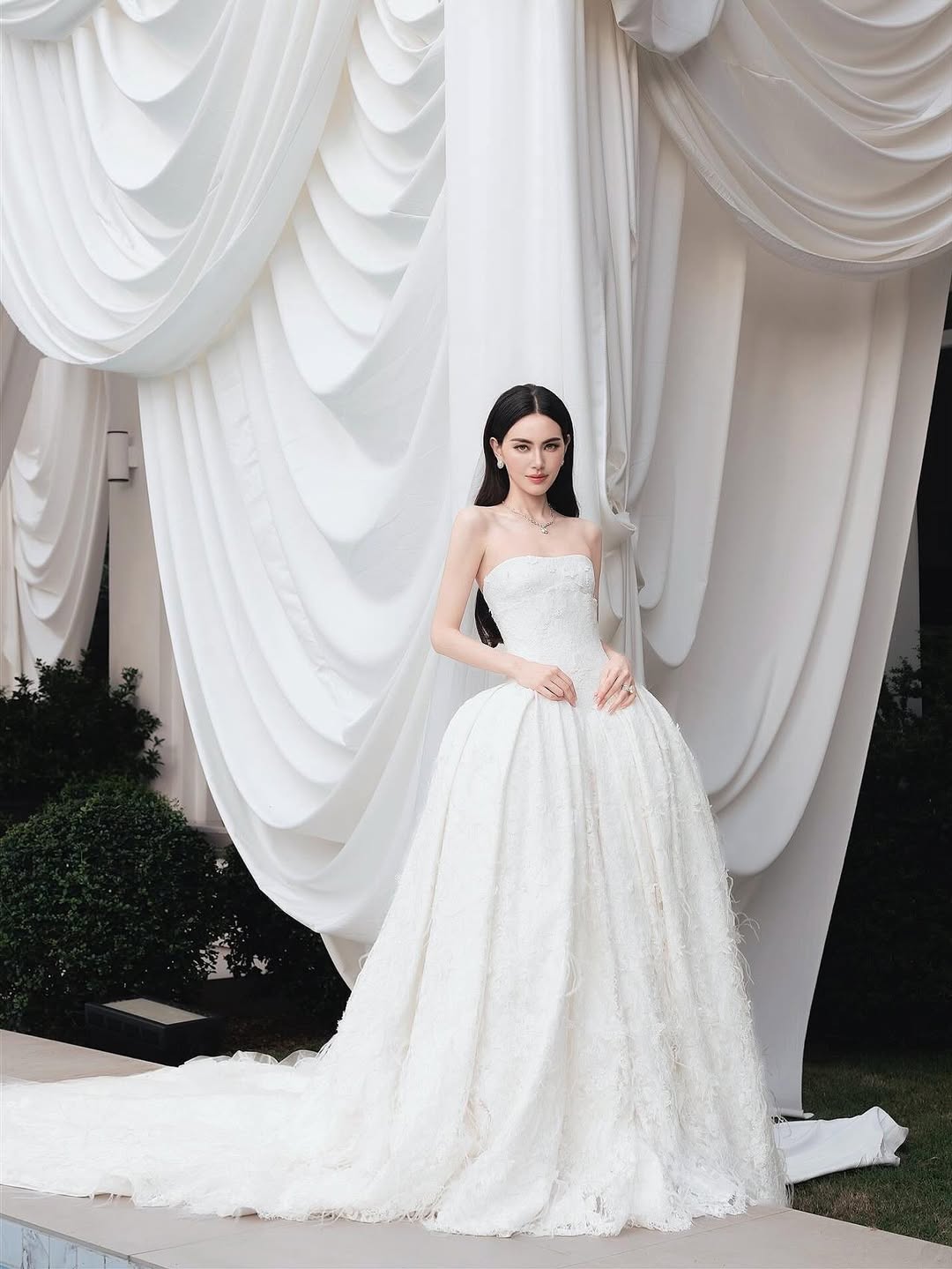 Ngắm đám cưới của 