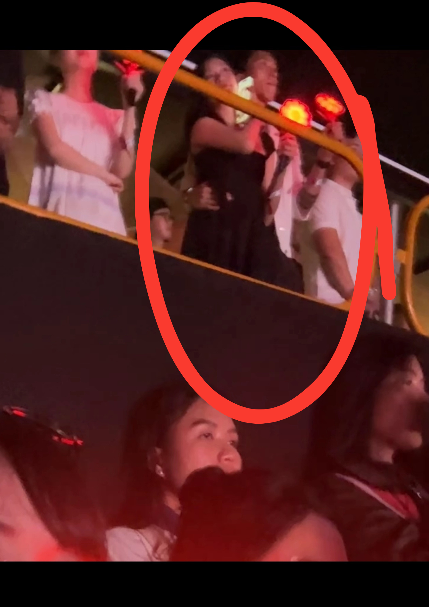 Các anh chồng có đồng cảm với Văn Hậu-Đức Chinh: Đu concert G-Dragon là phụ, phục vụ vợ đẹp Các anh chồng có đồng cảm với Văn Hậu-Đức Chinh: Đu concert G-Dragon là phụ, phục vụ vợ đẹp