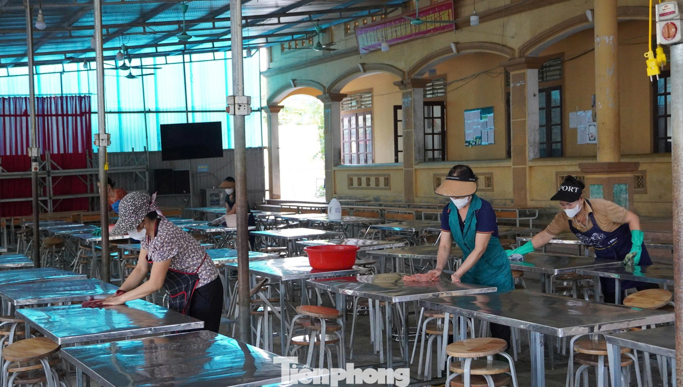 Gần 200 học sinh mắc cúm A, trường nội trú tạm dừng dạy học- Ảnh 3.