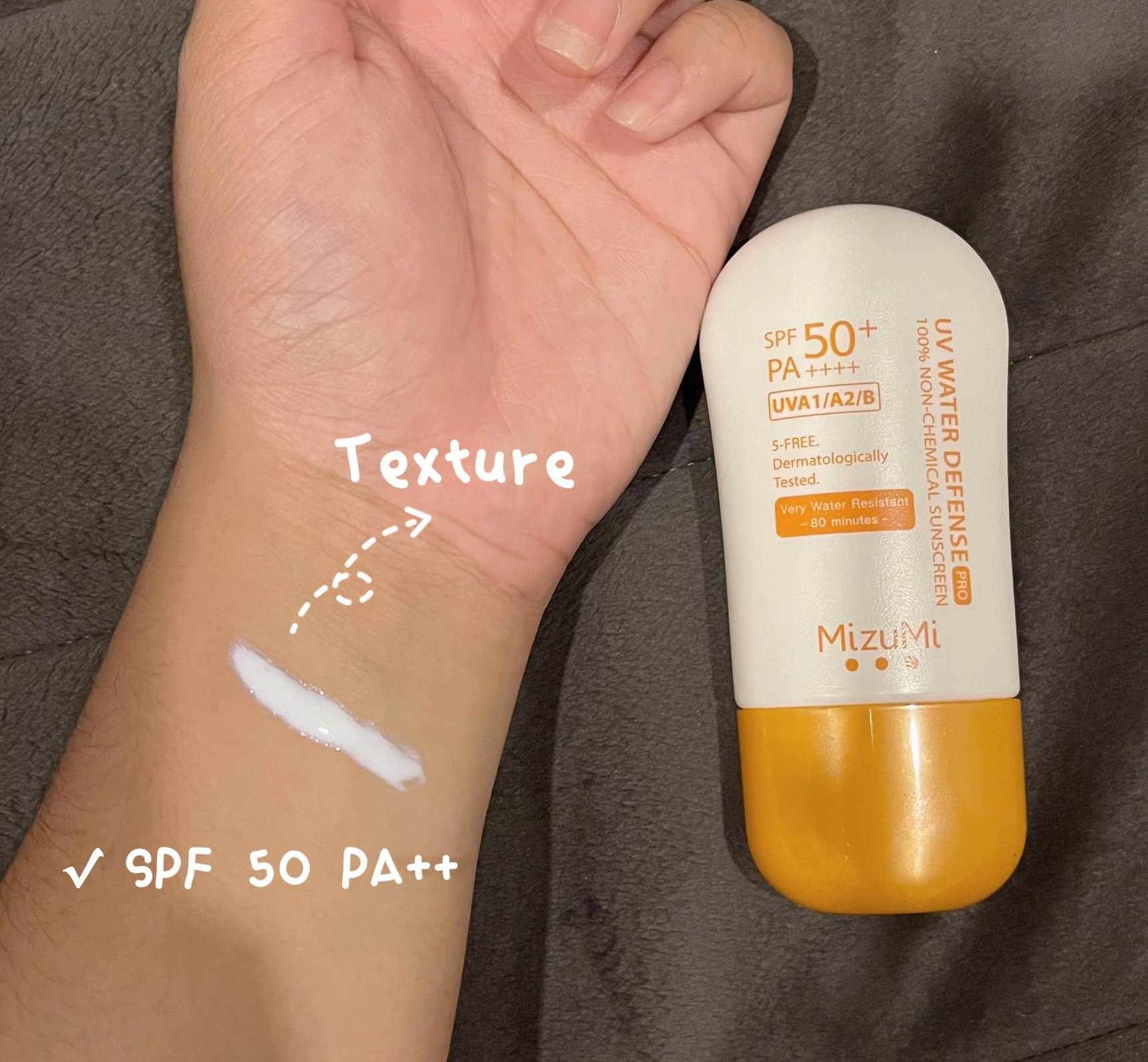 5 kem chống nắng mỏng nhẹ, ghi điểm tuyệt đối vì "thoa 10 giây là đẹp"- Ảnh 2.