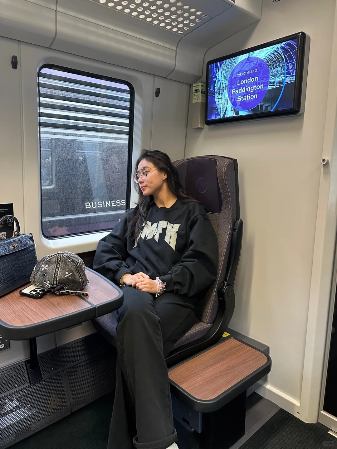 Chân dung cô giáo tiểu học có tài sản hơn 2.000 tỷ- Ảnh 12. Chân dung cô giáo tiểu học có tài sản hơn 2.000 tỷ- Ảnh 12.