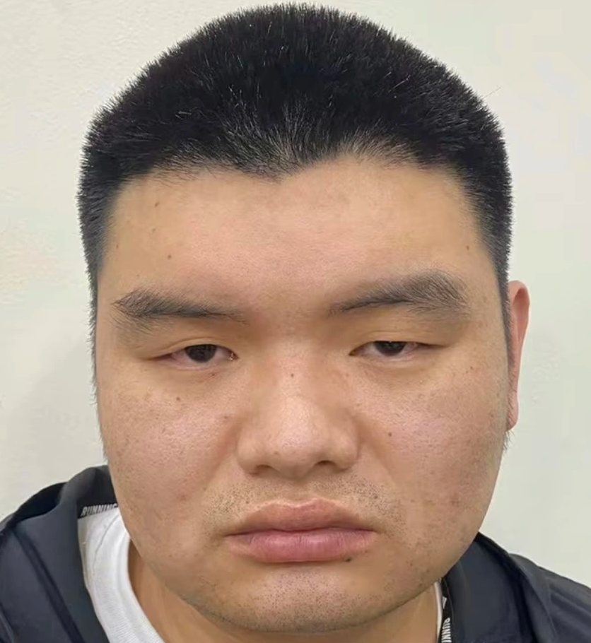 Xuất hiện chiêu trò lừa đảo cực tinh vi, chiếm đoạt tài khoản ngân hàng ngay giữa trung tâm thương mại- Ảnh 1.