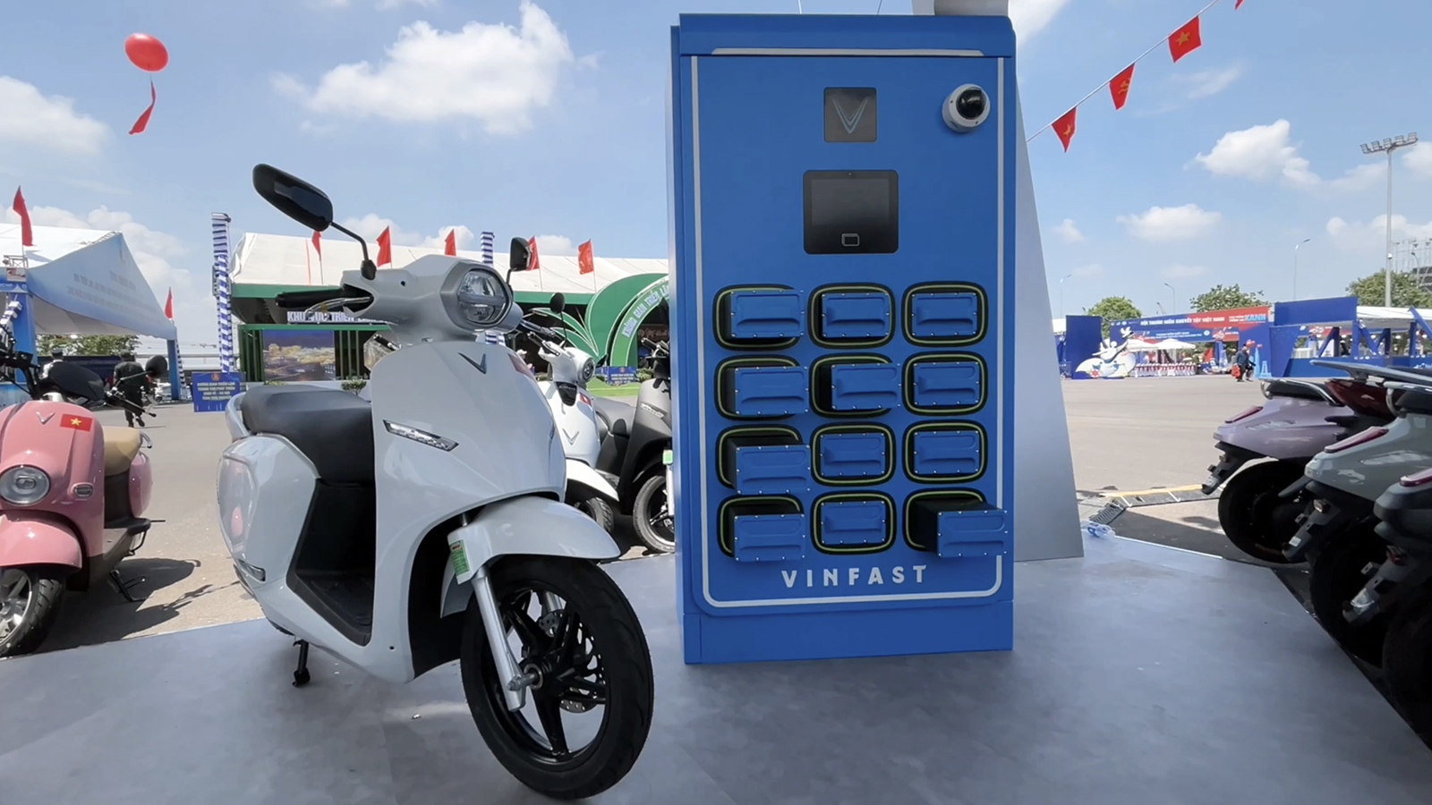 Lợi ích thấy rõ của các quốc gia "bỏ xăng sang điện"- Ảnh 4.