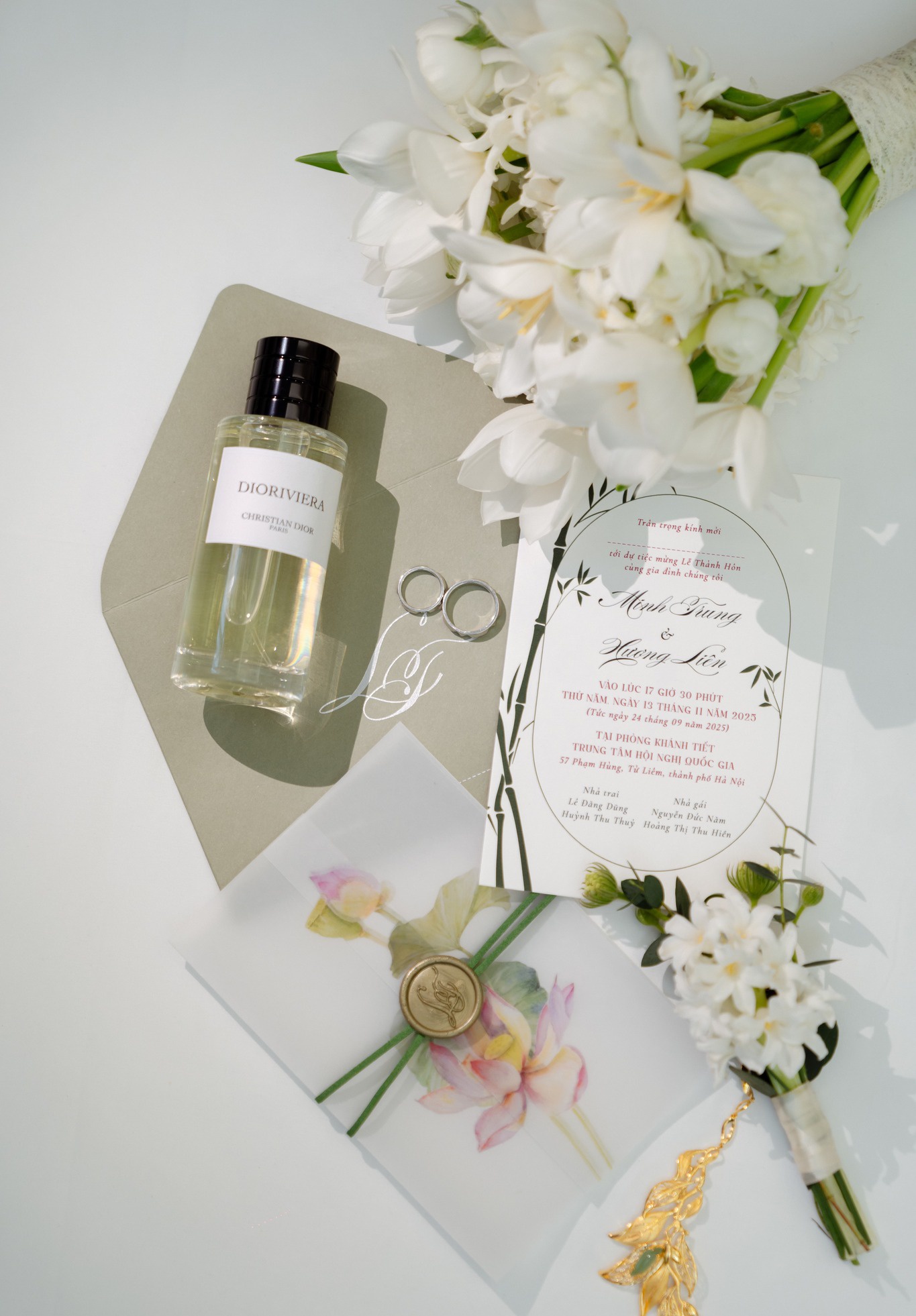 Lễ đón dâu của Hương Liên: Cô dâu đeo sính lễ 200 triệu khoe visual nức nở, 1 chi tiết bí ẩn gây bàn tán- Ảnh 7. Lễ đón dâu của Hương Liên: Cô dâu đeo sính lễ 200 triệu khoe visual nức nở, 1 chi tiết bí ẩn gây bàn tán- Ảnh 7.