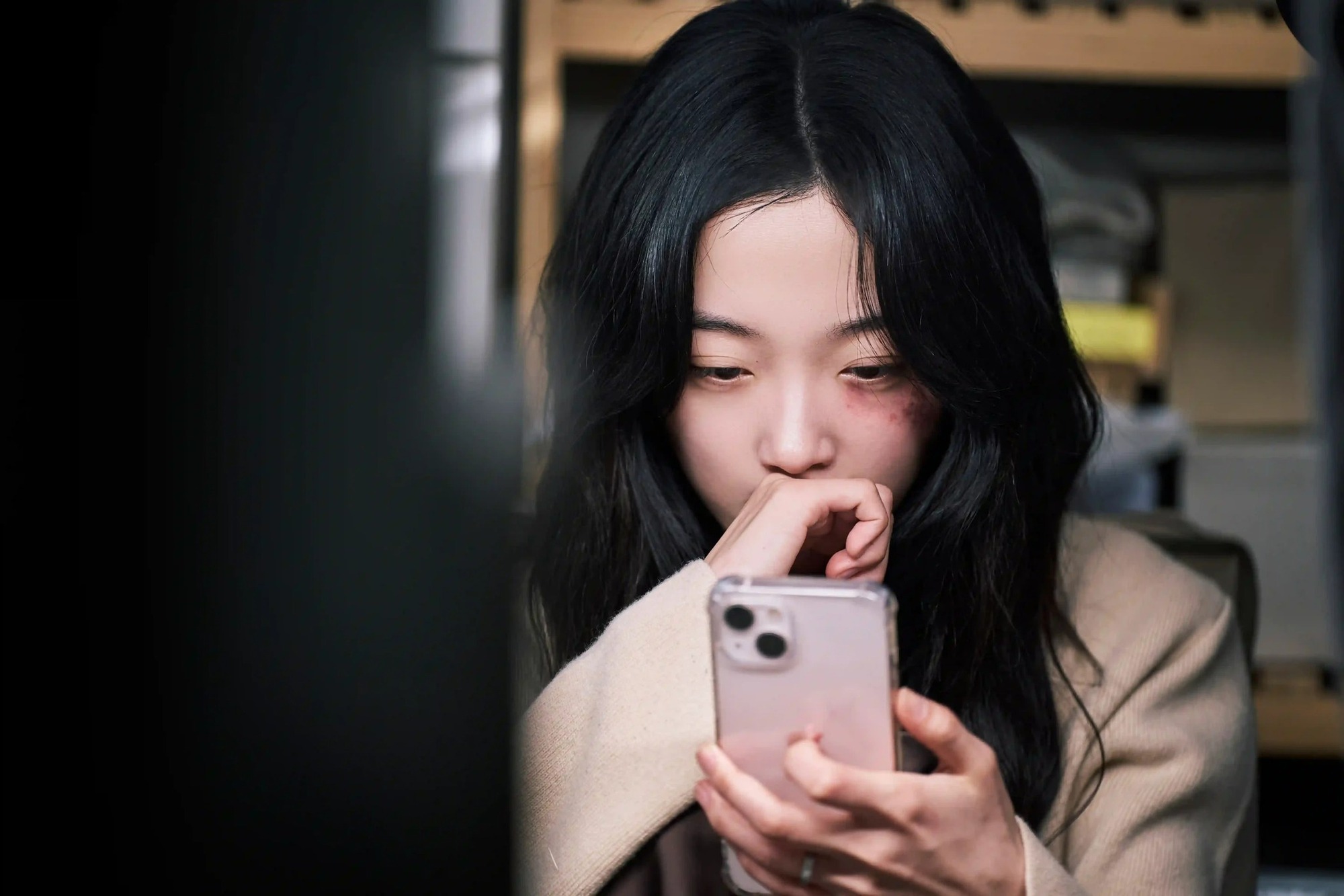 2025 không có phim Hàn nào sốc hơn thế này nữa đâu: Tưởng chán chết lại top 1 toàn cầu, nữ chính xứng đáng 100/10 điểm- Ảnh 6.