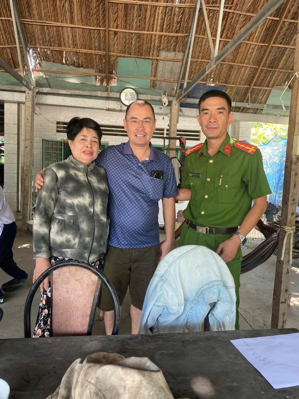 13 năm bặt vô âm tín, người đàn ông 48 tuổi lặn lội từ Pháp về Việt Nam tìm lại người thân thất lạc: Cuộc đoàn tụ đẫm nước mắt- Ảnh 1.