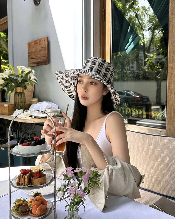 5 kiểu người giàu nhưng bị cô lập- Ảnh 2.