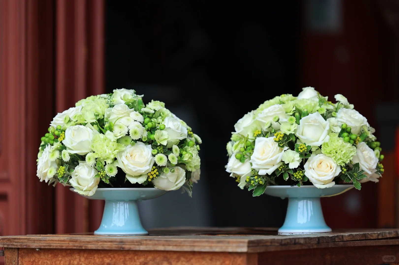 4 lý do bát hoa ngày càng được ưa chuộng hơn bình hoa trên bàn thờ gia tiên- Ảnh 4.