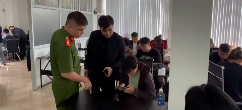 Bắt tạm giam quản lý Đỗ Trung Kiên- Ảnh 1. Bắt tạm giam quản lý Đỗ Trung Kiên- Ảnh 1.