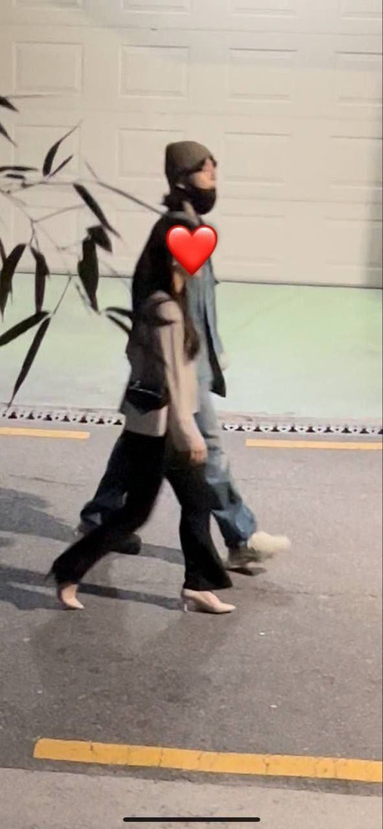 Vụ Jungkook (BTS) bị leak ảnh đồn 