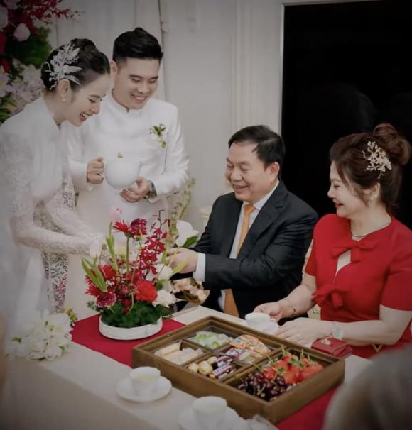 Bên trong biệt thự xa hoa Hương Liên sống trước khi về làm dâu cựu Chủ tịch tập đoàn- Ảnh 13. Bên trong biệt thự xa hoa Hương Liên sống trước khi về làm dâu cựu Chủ tịch tập đoàn- Ảnh 13.