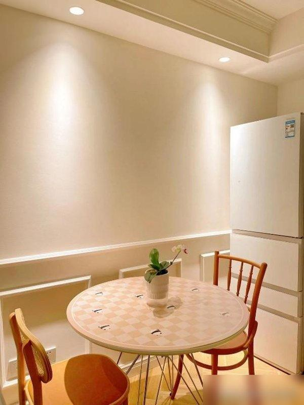 Chi 550 triệu đồng cải tạo nhà 37m² của bố mẹ: Cô gái khiến cả khu phố trầm trồ vì màn 