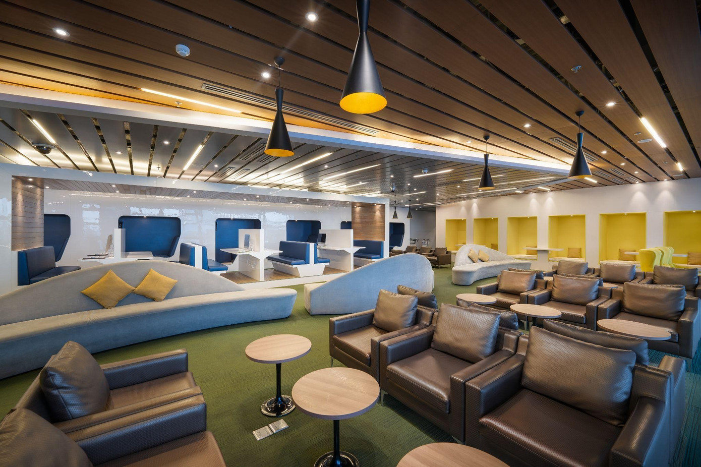 Trải nghiệm phòng chờ ở nhà ga đạt 5 sao Skytrax duy nhất tại Việt Nam có gì khác biệt?- Ảnh 8.