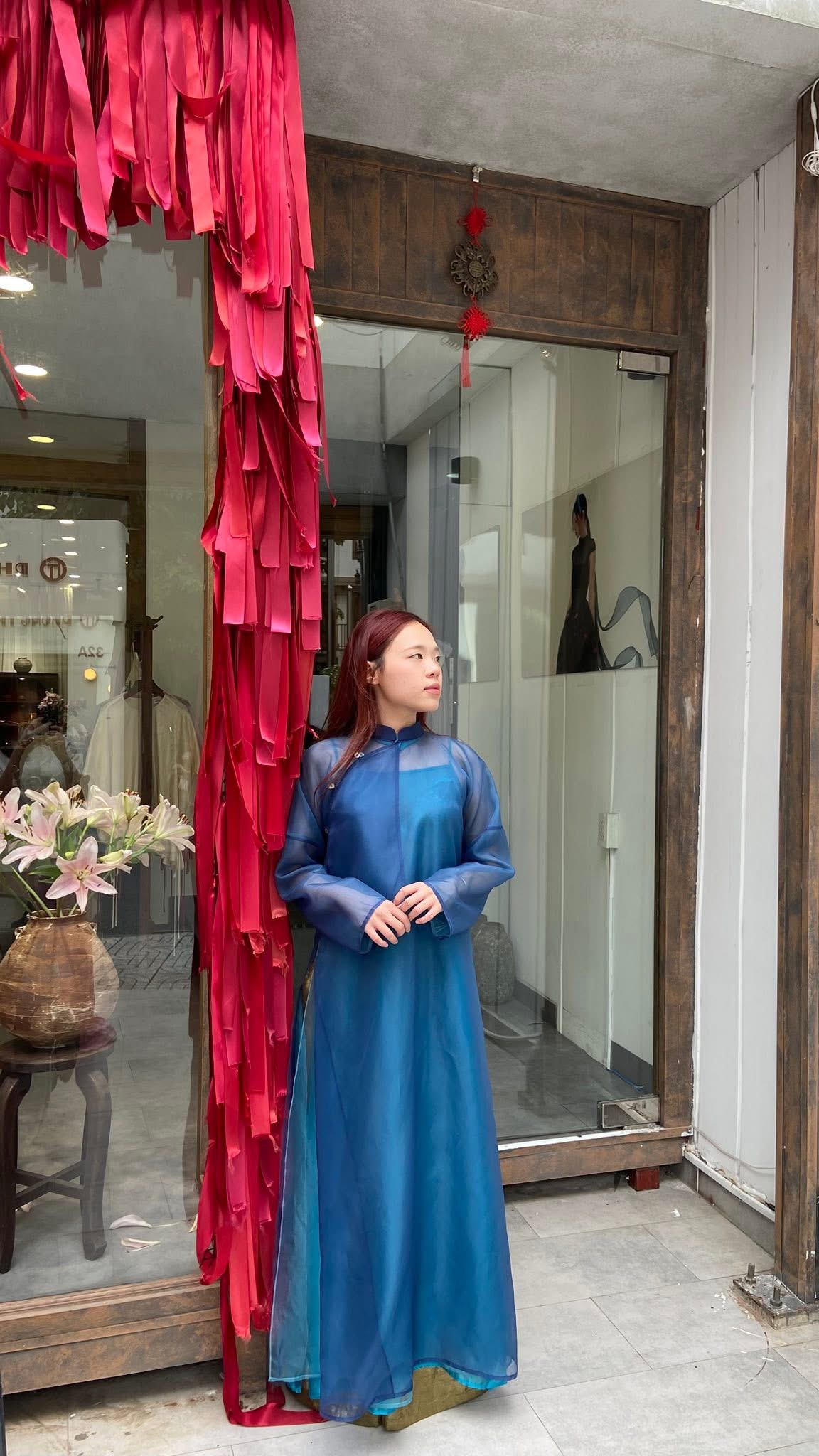 Drama áo dài 6 triệu của DINGDANG: Người review chỉ đi thuê, brand không tìm được tiếng nói chung với khách- Ảnh 27. Drama áo dài 6 triệu của DINGDANG: Người review chỉ đi thuê, brand không tìm được tiếng nói chung với khách- Ảnh 27.