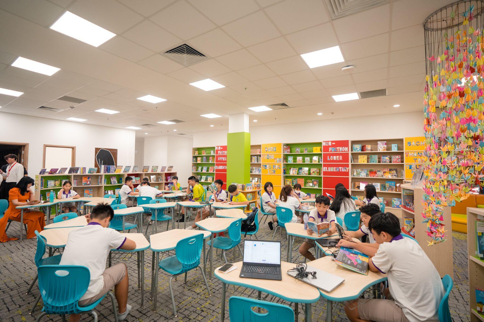 Bên trong Solaria Rise - hệ sinh thái đáng sống cách TP.HCM 40 phút di chuyển: Con trẻ vô tư lớn lên, cha mẹ được chữa lành- Ảnh 2. Bên trong Solaria Rise - hệ sinh thái đáng sống cách TP.HCM 40 phút di chuyển: Con trẻ vô tư lớn lên, cha mẹ được chữa lành- Ảnh 2.