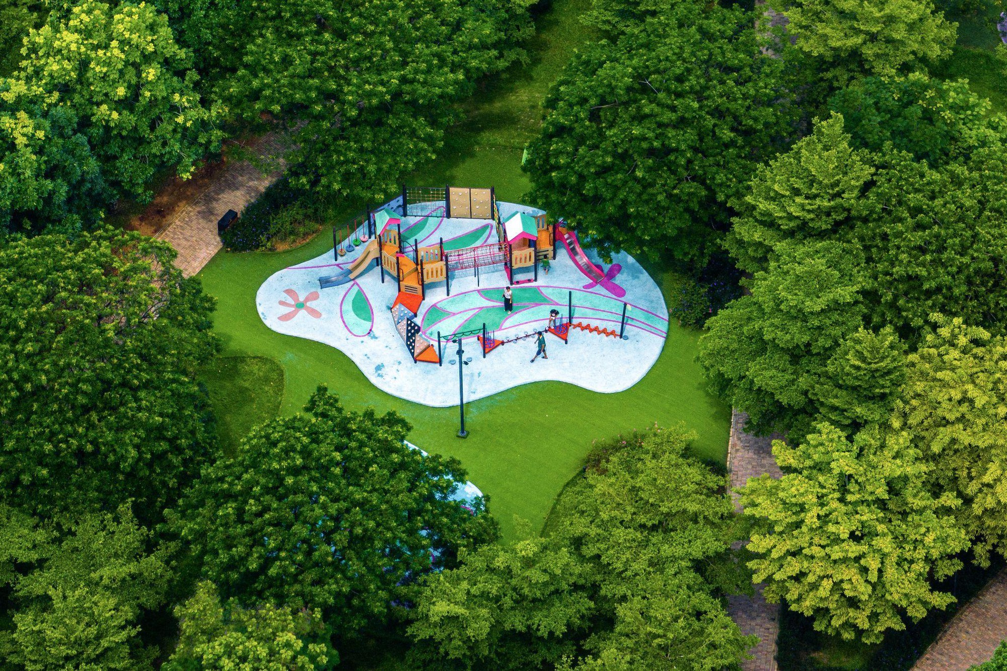 Bên trong Solaria Rise - hệ sinh thái đáng sống cách TP.HCM 40 phút di chuyển: Con trẻ vô tư lớn lên, cha mẹ được chữa lành- Ảnh 3. Bên trong Solaria Rise - hệ sinh thái đáng sống cách TP.HCM 40 phút di chuyển: Con trẻ vô tư lớn lên, cha mẹ được chữa lành- Ảnh 3.