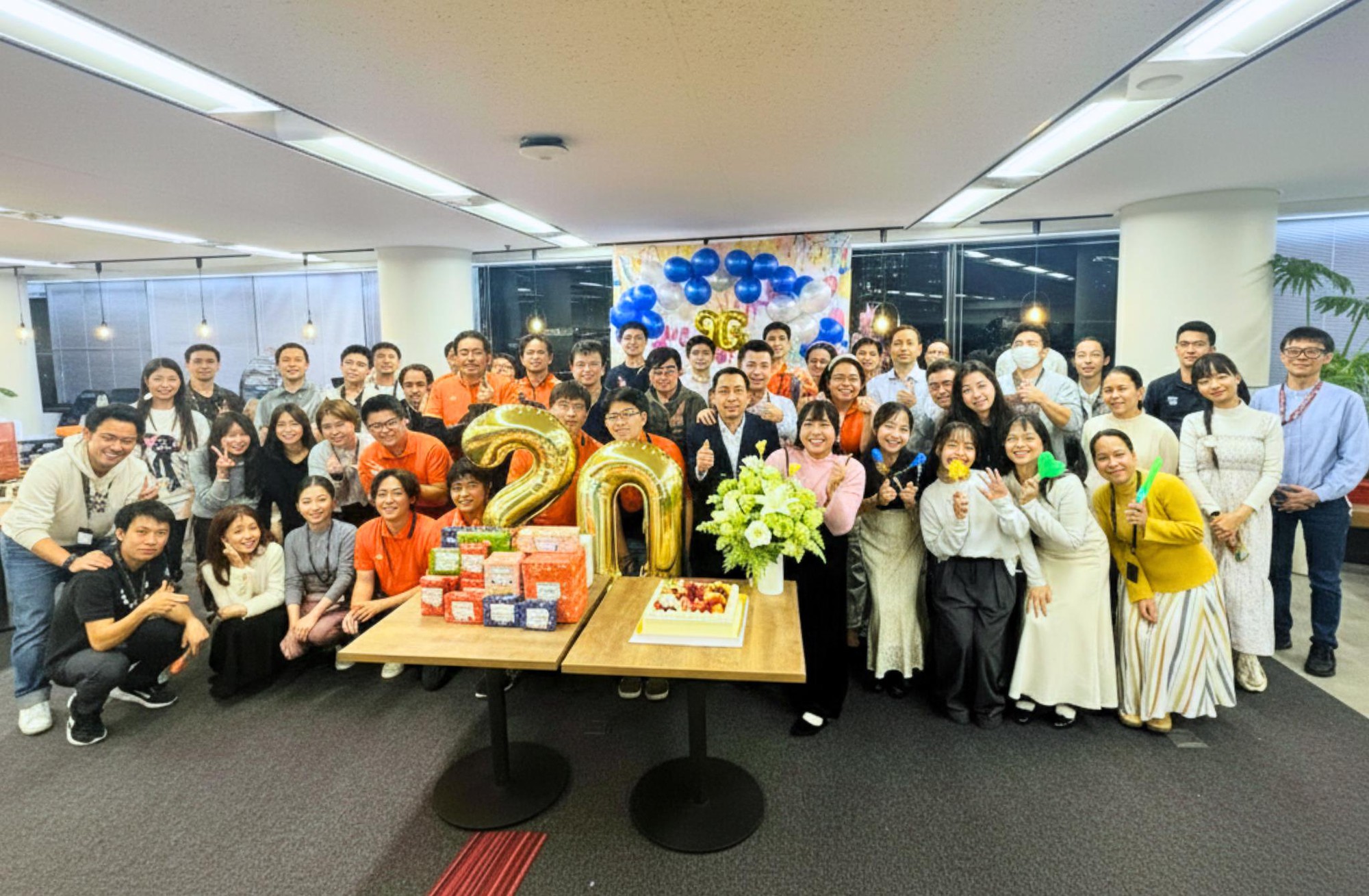 Giữa lòng Nhật Bản, 5.000 nhân sự một công ty công nghệ Việt “thắp lửa” mừng sinh nhật- Ảnh 5. Giữa lòng Nhật Bản, 5.000 nhân sự một công ty công nghệ Việt “thắp lửa” mừng sinh nhật- Ảnh 5.