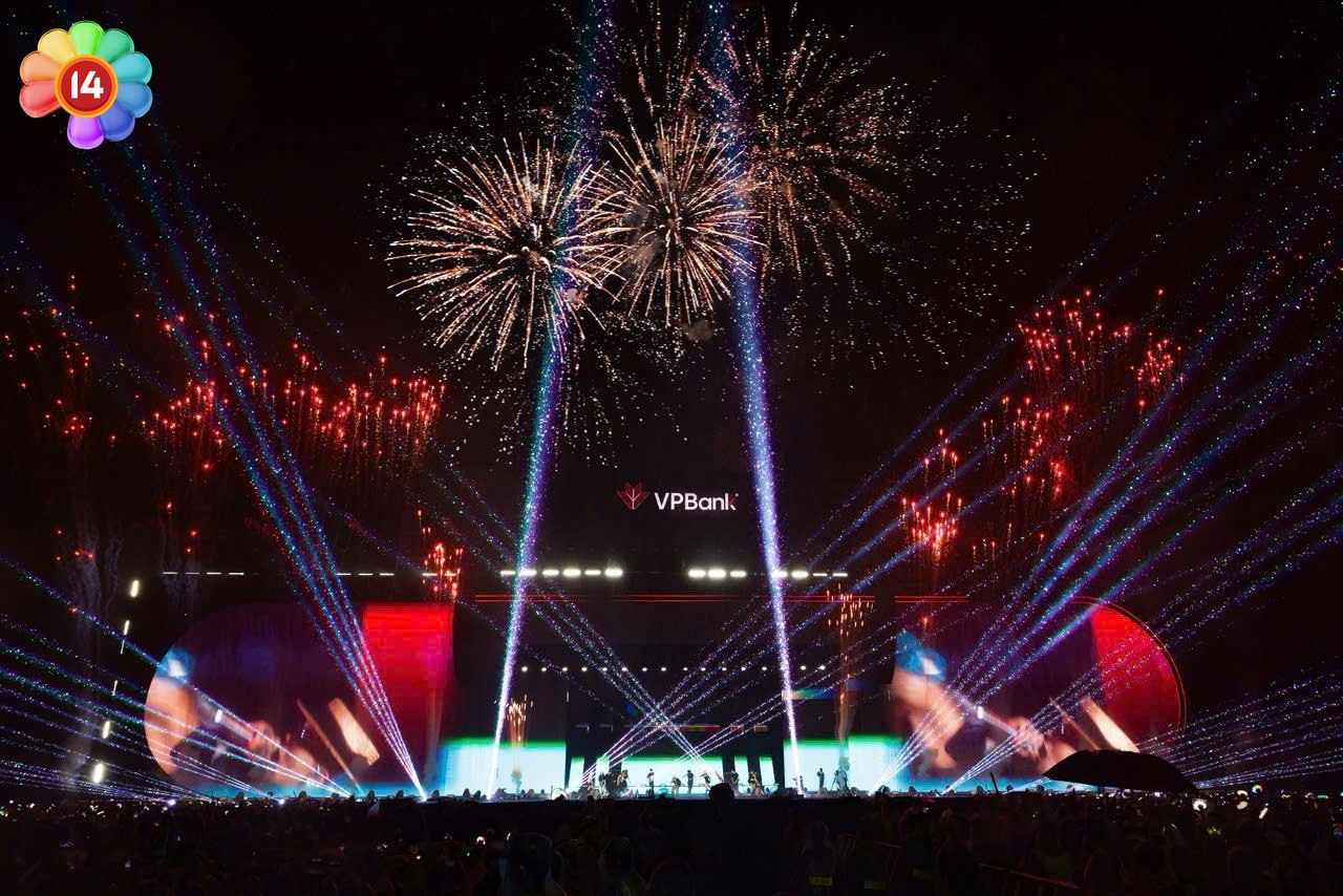 100 nghìn người đến concert G-DRAGON tại Hà Nội: Show quốc tế có lượng khán giả lớn nhất Việt Nam- Ảnh 11.