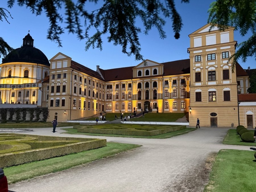 Xem 1000 phim Hàn đến giờ mới hiểu chấn động thị giác là thế nào: Nữ chính cốt cách hoàng gia, đẹp out trình cả nguyên tác- Ảnh 6.