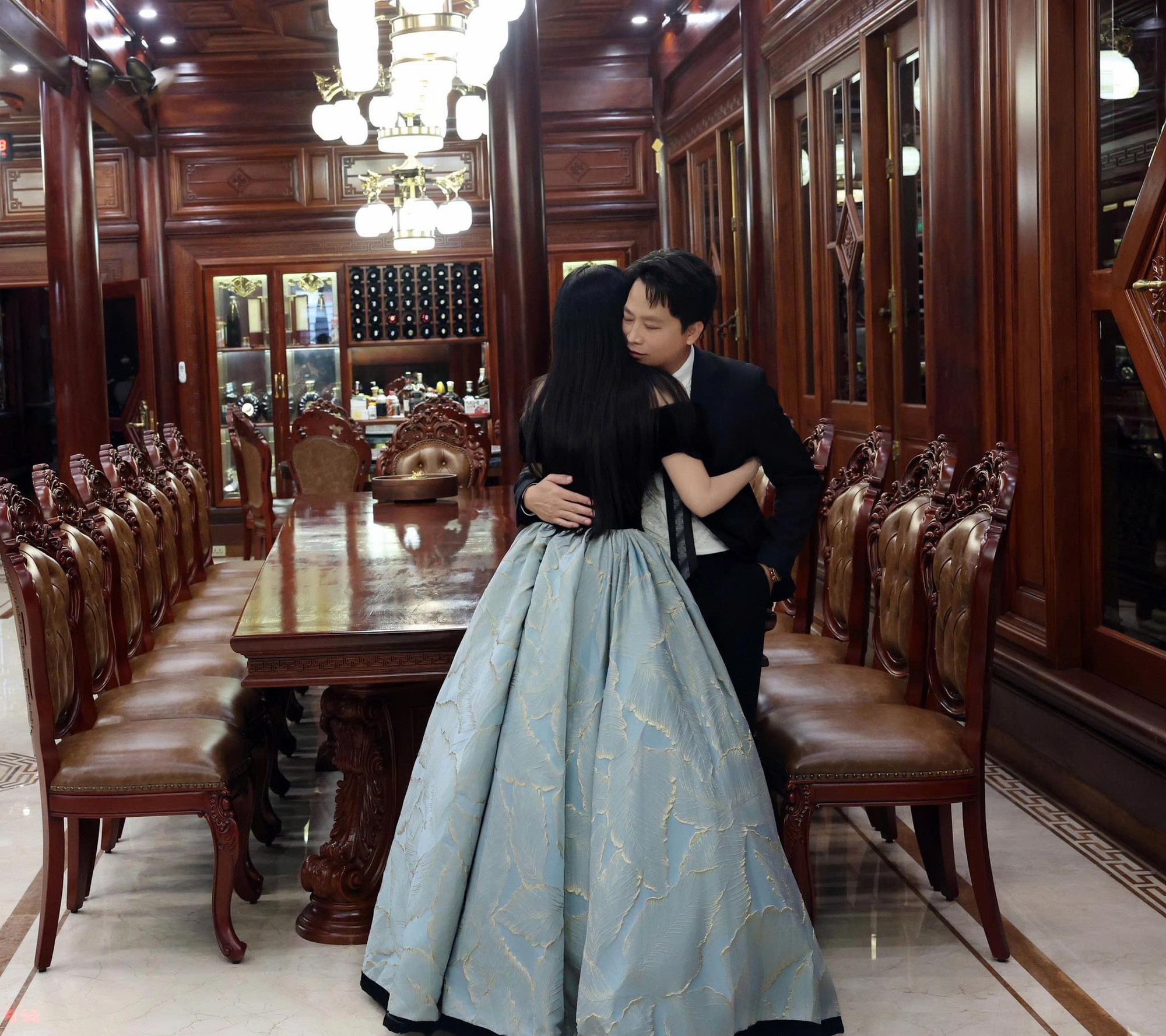 Chuyện tình kì lạ của Hoàng Kim Khánh và Mailisa- Ảnh 4.