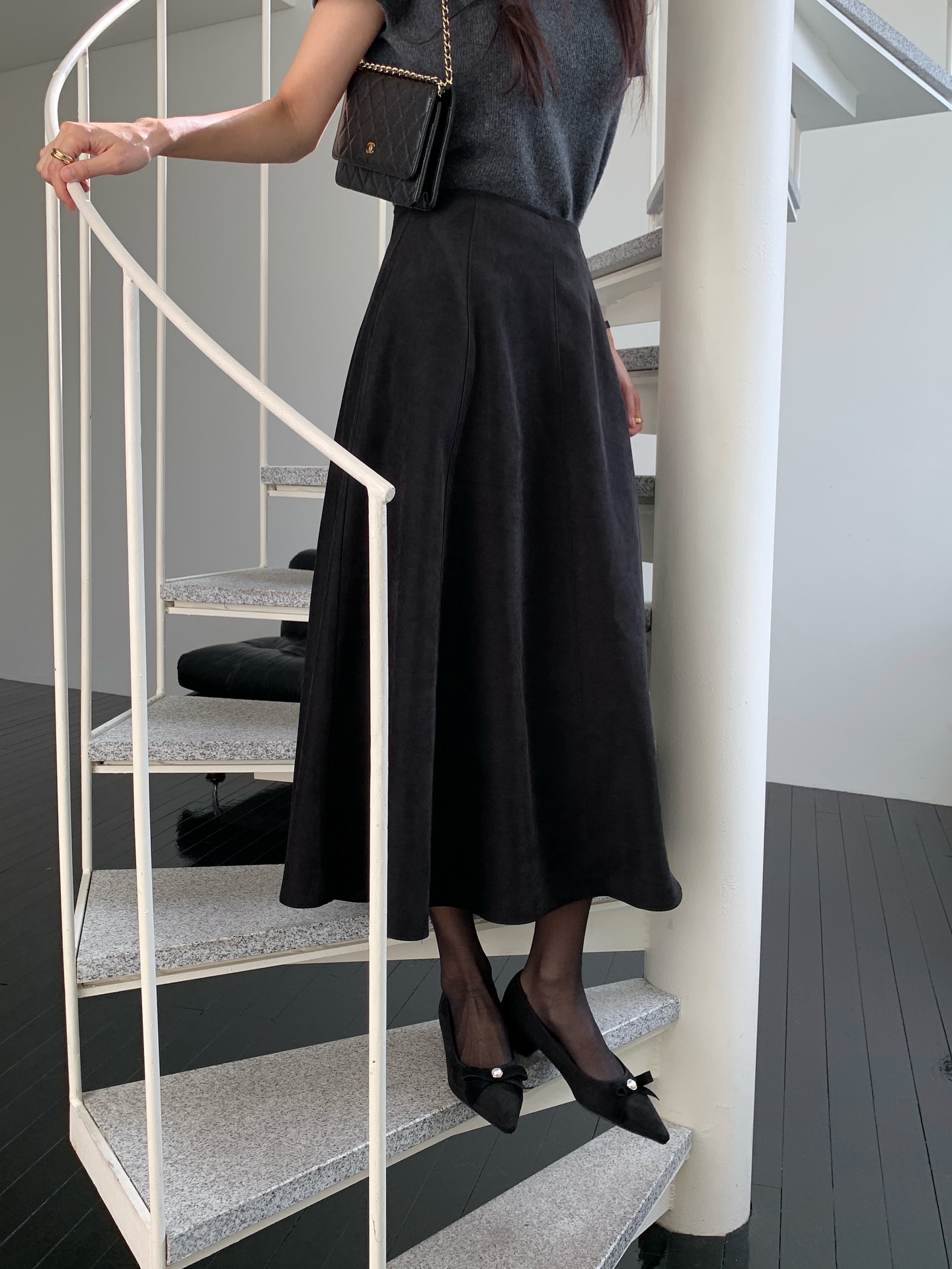 Giày dép có thể hack tuổi cả bộ trang phục nếu chị em chọn đúng 4 kiểu- Ảnh 9. Giày dép có thể hack tuổi cả bộ trang phục nếu chị em chọn đúng 4 kiểu- Ảnh 9.