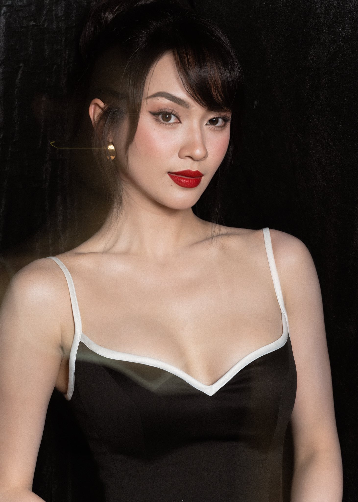 Cận cảnh gương mặt Cận cảnh gương mặt