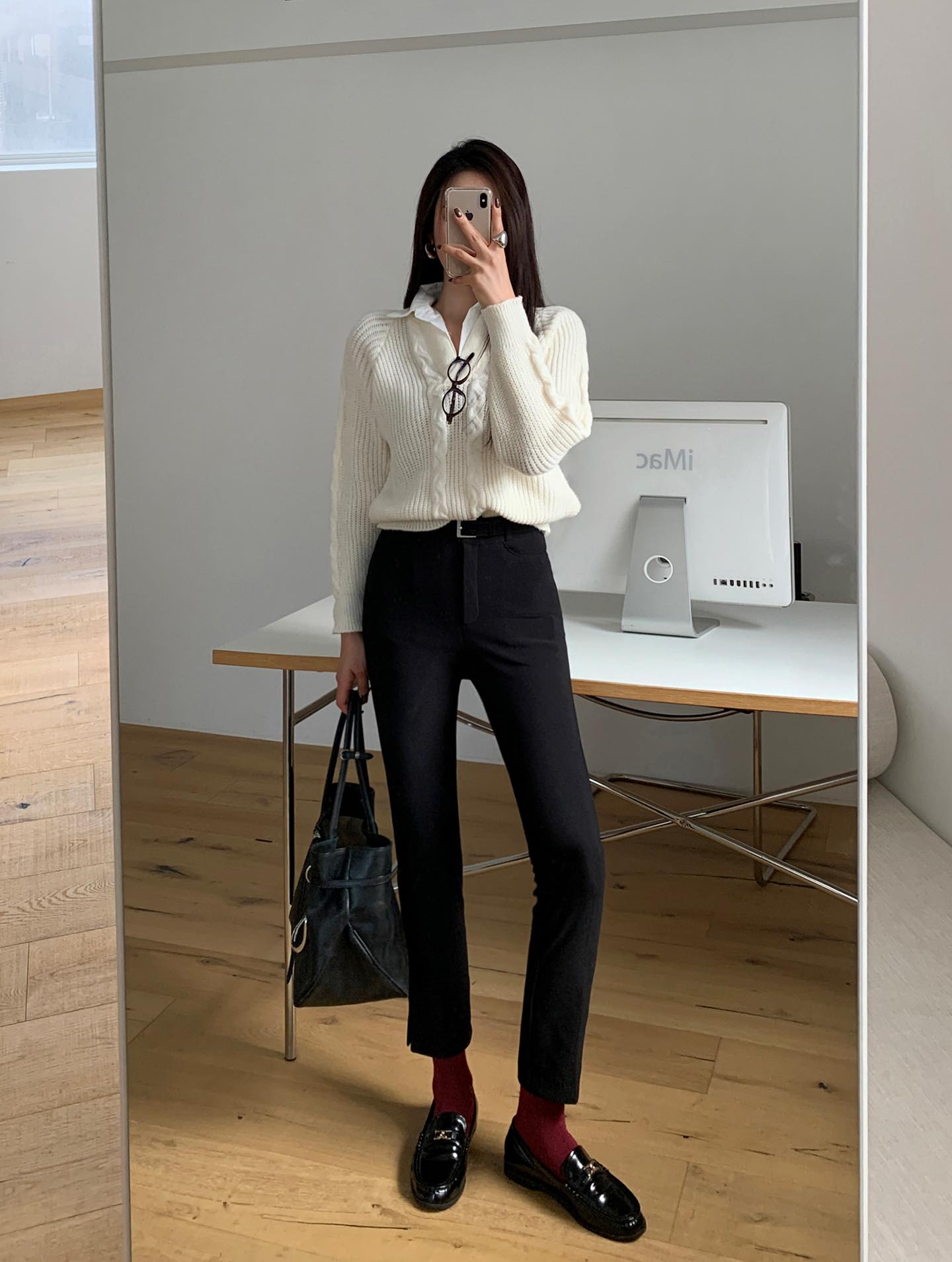 Giày dép có thể hack tuổi cả bộ trang phục nếu chị em chọn đúng 4 kiểu- Ảnh 8. Giày dép có thể hack tuổi cả bộ trang phục nếu chị em chọn đúng 4 kiểu- Ảnh 8.