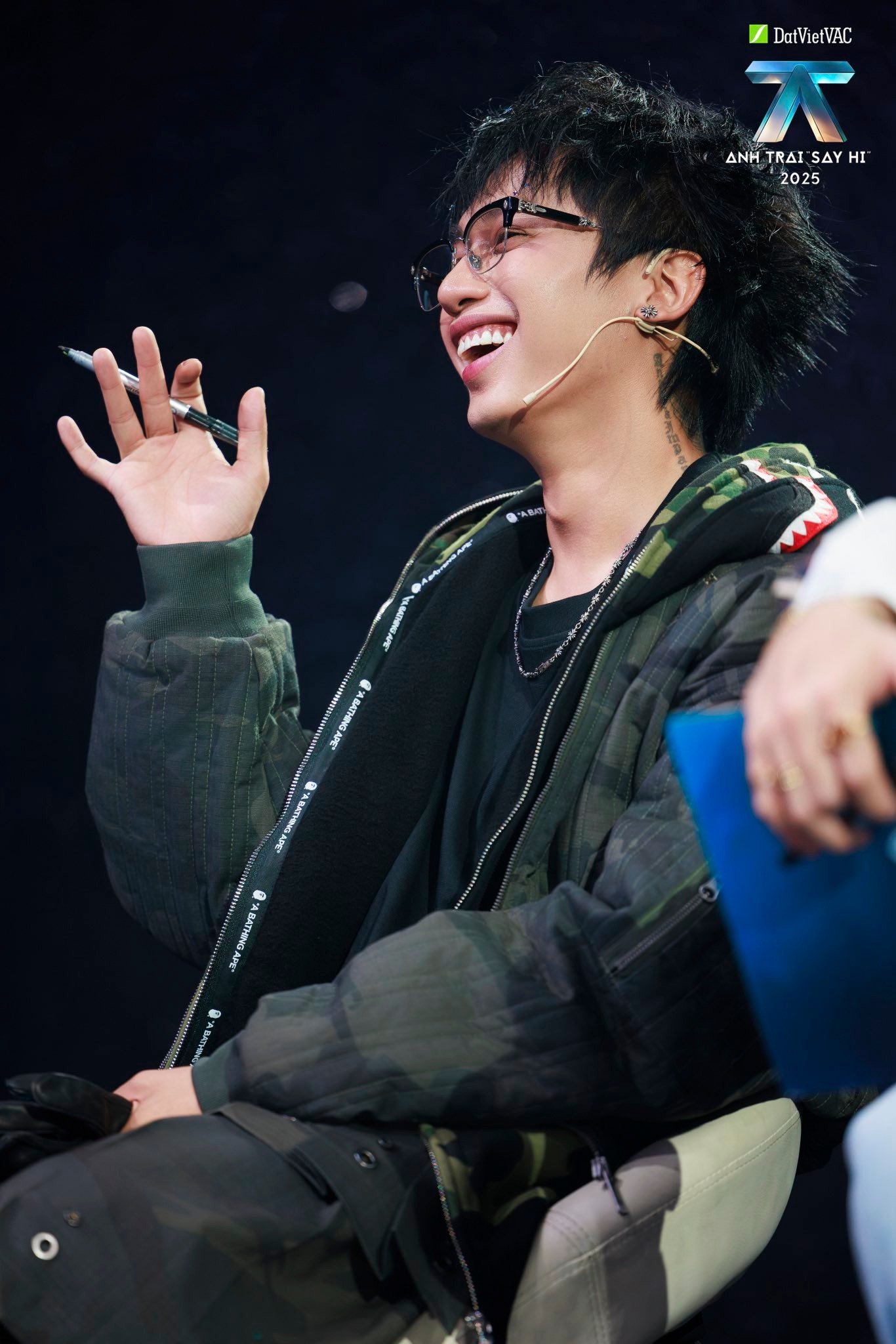 Xin 1 suất Anh Trai mùa 3 cho giám khảo dance battle này: Người đâu mà đẹp trai thế, profile thì quá xịn!- Ảnh 3.