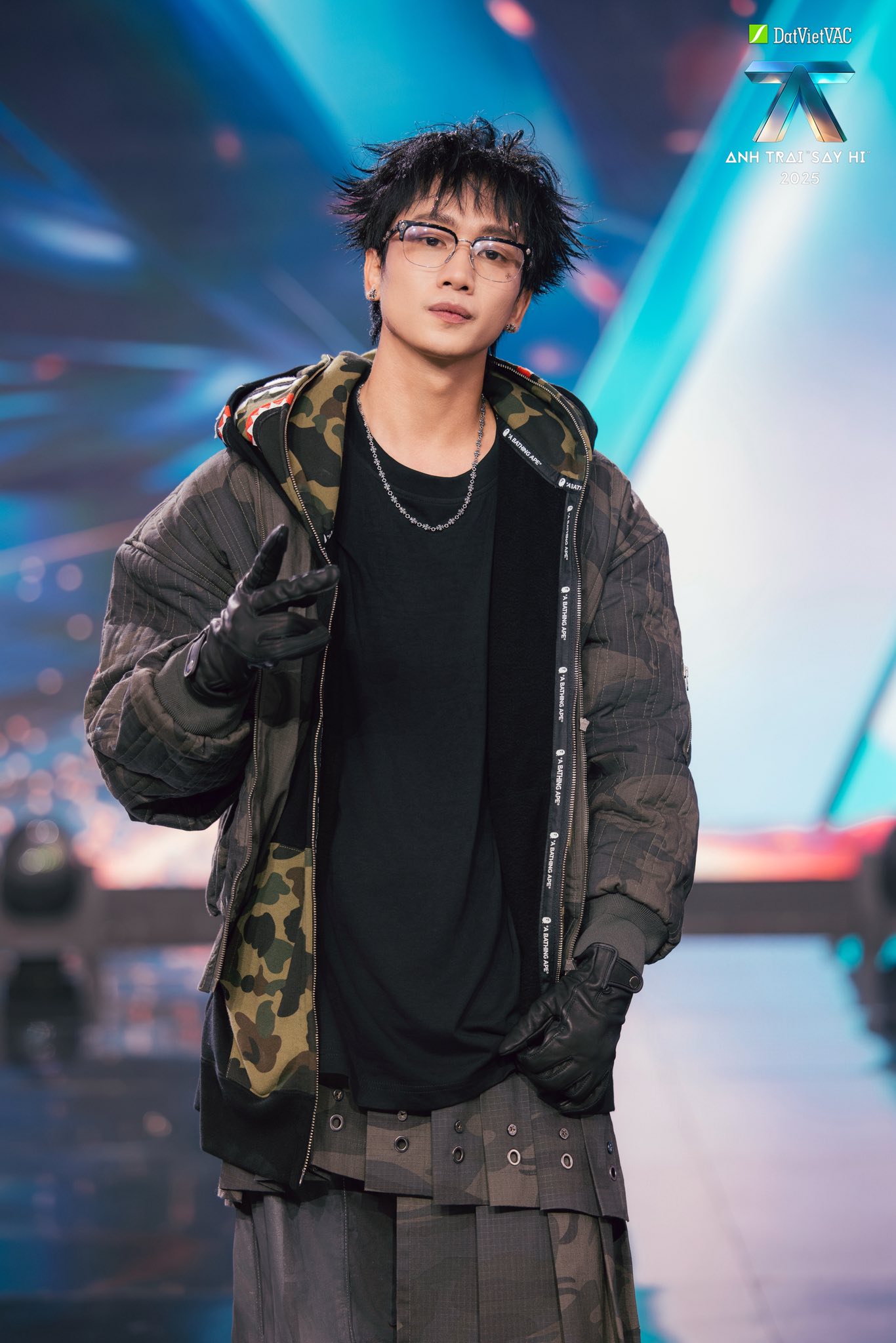 Xin 1 suất Anh Trai mùa 3 cho giám khảo dance battle này: Người đâu mà đẹp trai thế, profile thì quá xịn!- Ảnh 1.