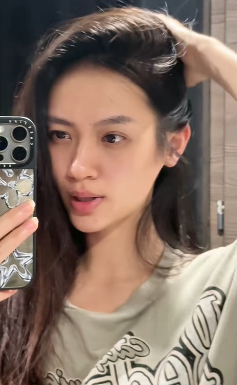 Cận cảnh gương mặt Cận cảnh gương mặt