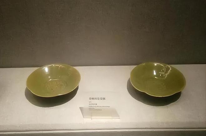 Phát hiện vật lạ khổng lồ dài 1m, đội thi công phải dừng khẩn cấp, cảnh sát phong tỏa hiện trường: Kho báu hơn 1.000 tỷ đồng lộ diện- Ảnh 6.