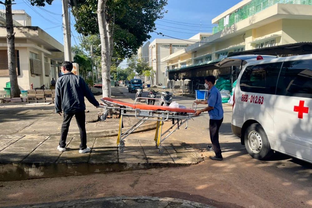 Người đàn ông quê Đồng Nai được cho là rơi lầu tại khách sạn ở Lâm Đồng- Ảnh 1.