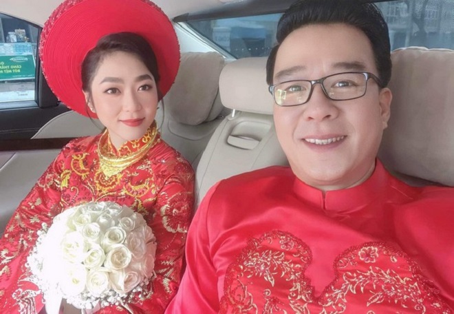 Nữ ca sĩ có hôn nhân ồn ào nhất nhì showbiz: Ở biệt thự 600 m2 tại Mỹ, giàu có, sống an nhiên sau sóng gió- Ảnh 2.