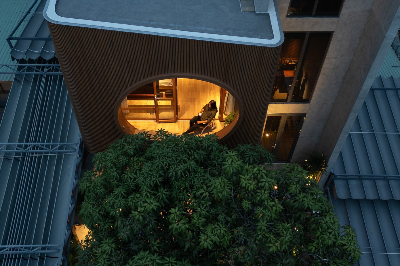 Ngôi nhà thiết kế cho người hướng ngoại- Ảnh 1.