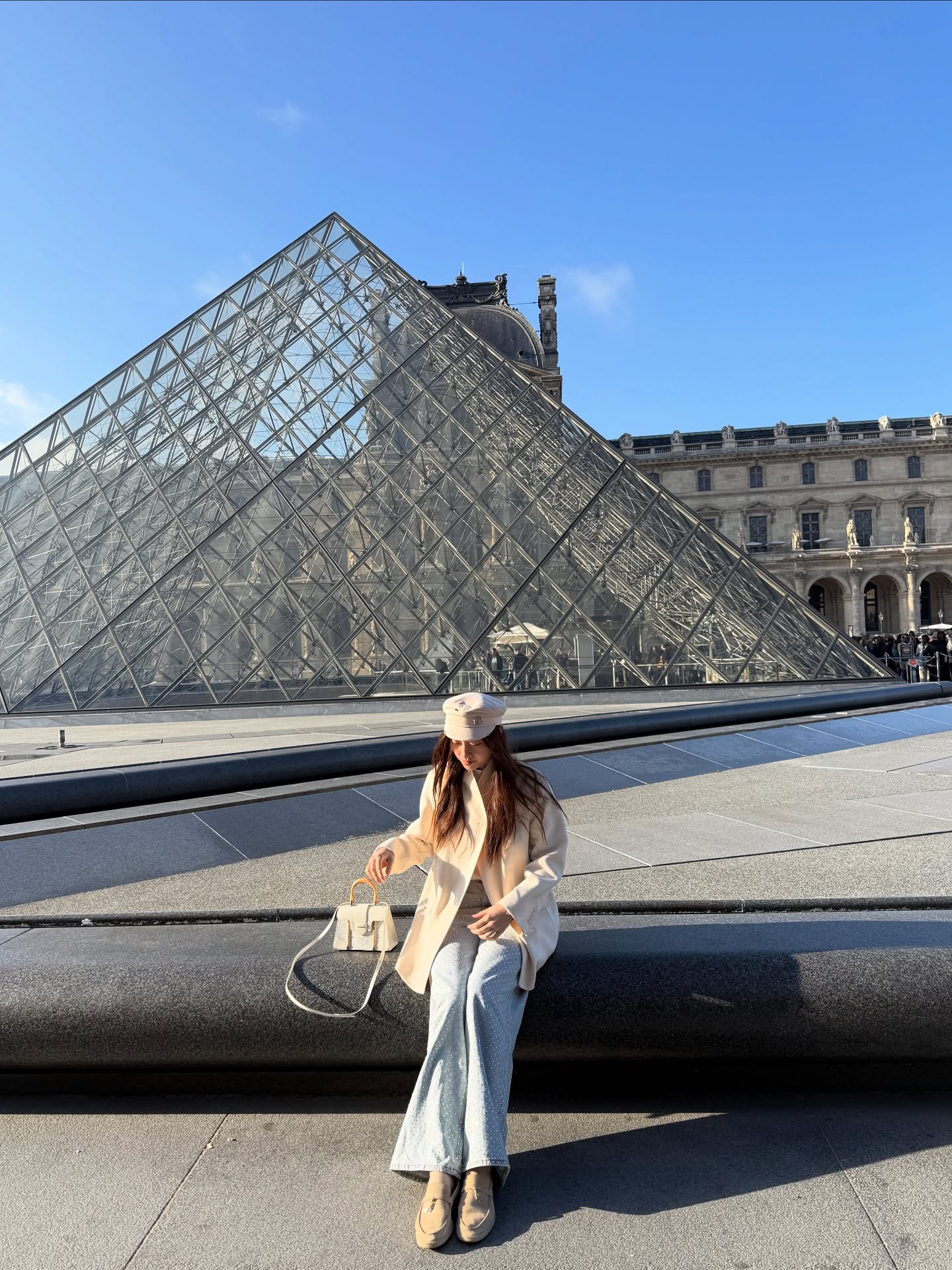 Thích mặc quần dài hơn váy, chị em hãy tham khảo style của 4 mỹ nhân Việt- Ảnh 14.