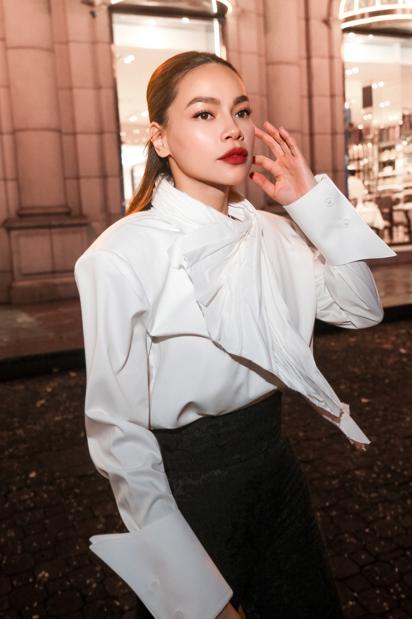 Hồ Ngọc Hà kêu cứu- Ảnh 2. Hồ Ngọc Hà kêu cứu- Ảnh 2.