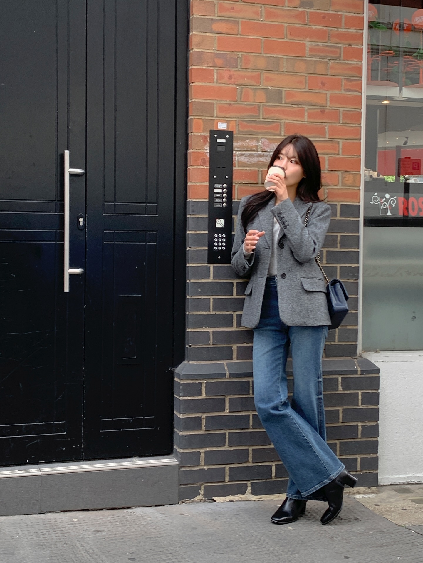 5 xu hướng quần dài thịnh hành nhất hiện tại, trẻ và sang trọng tới nỗi chị em không muốn mặc váy nữa- Ảnh 6.